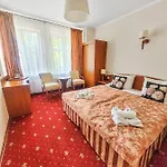 Jedynak Couette-café 3*