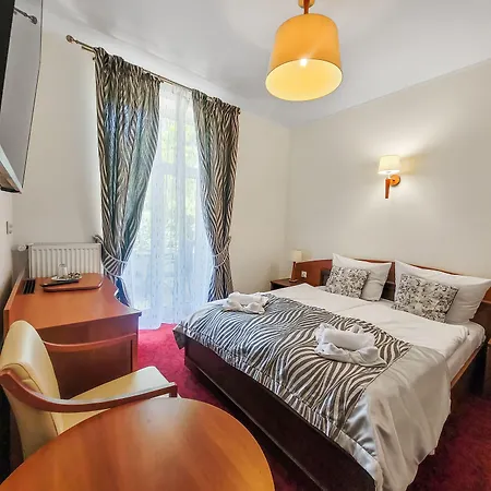 Bed & Breakfast Jedynak 3*