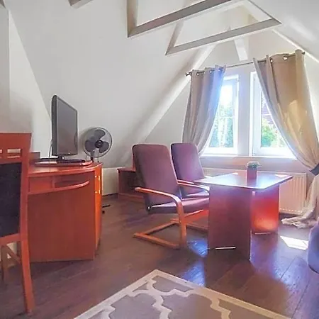 Bed and Breakfast Jedynak 3*