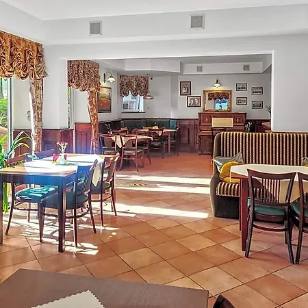 Bed & Breakfast Jedynak 3*