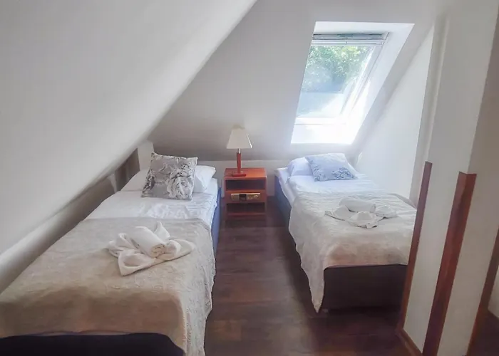 Jedynak Bed & Breakfast 3*